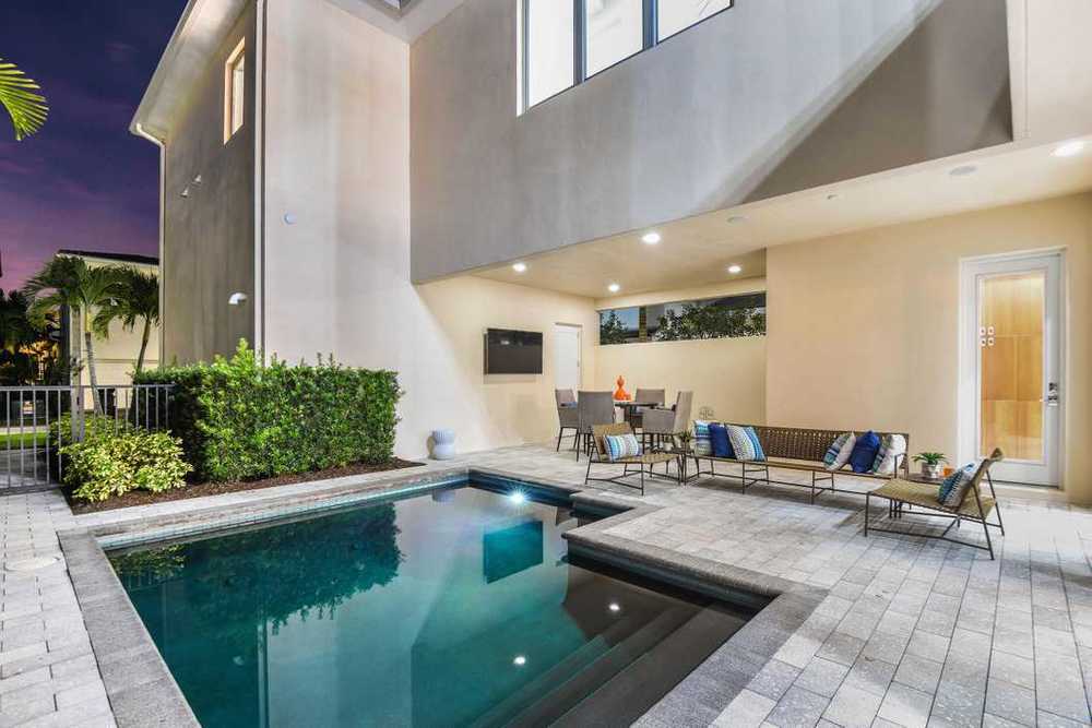 1030 Faulkner Terrace