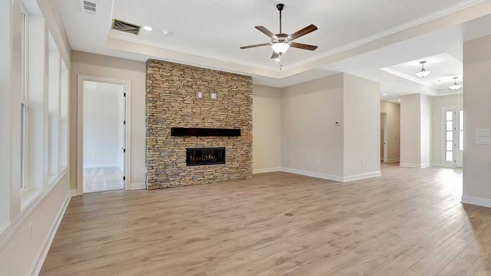 75 Oak Hill Ct